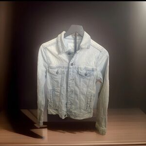 Aeropostale Light Wash Den Jacket Pre Owned Size XS
